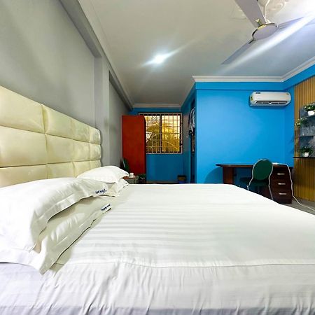 Triple Hill Hotel Weija 外观 照片