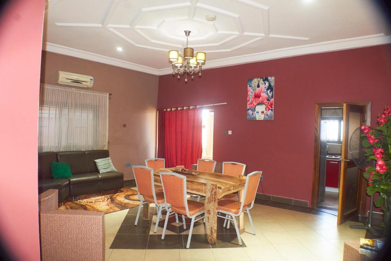 Triple Hill Hotel Weija 外观 照片
