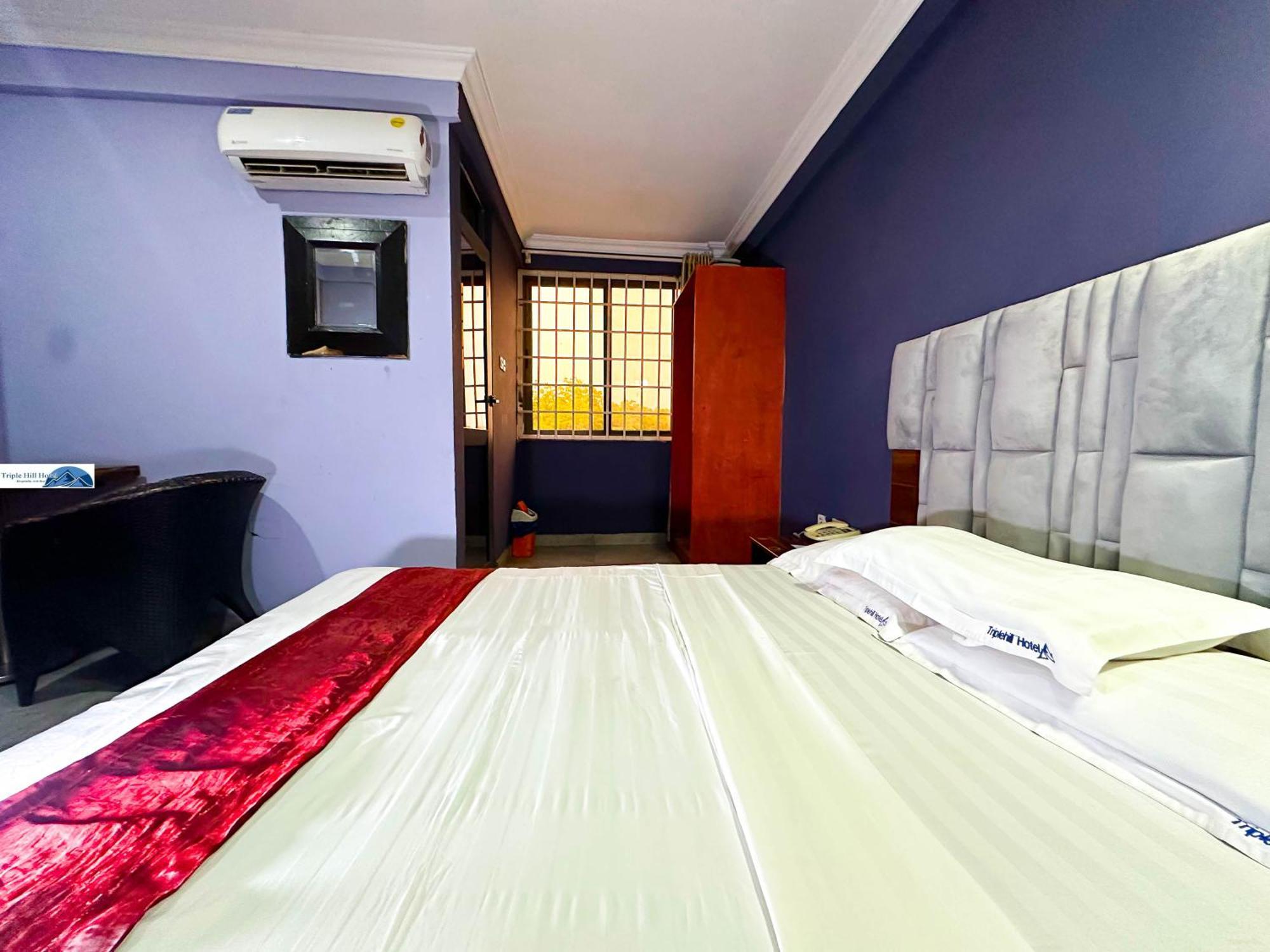 Triple Hill Hotel Weija 外观 照片